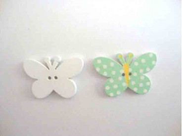 Houten knoop gekleurd Vlinder met stip Mint